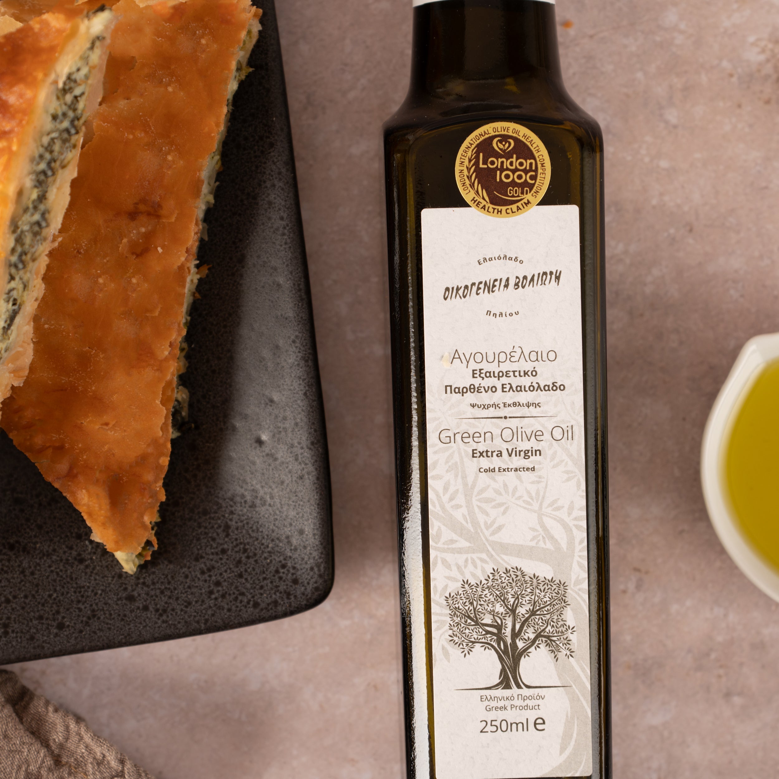 Frühernte Olivenöl Geschenkbox 750ml Voliotis Weiße Edition Premium Nativ Extra