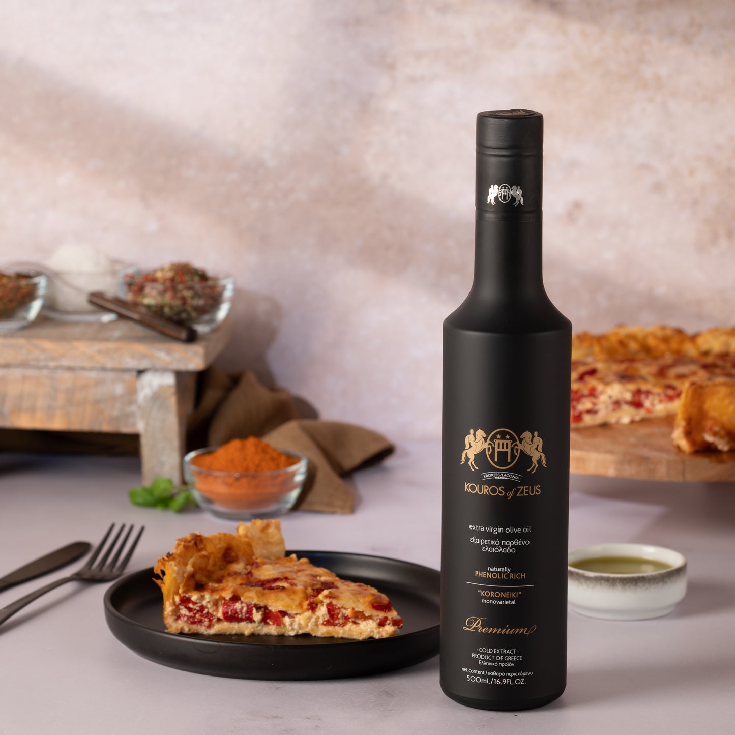 Kouros of Zeus Koroneiki Extra Natives Olivenöl 500 ml,Schwarze Flasche, inkl. Versand