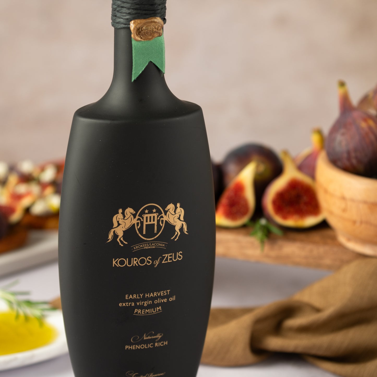Kouros of Zeus Natives Olivenöl Extra Frühernte Limited Edition 500ml Flasche in edler Box