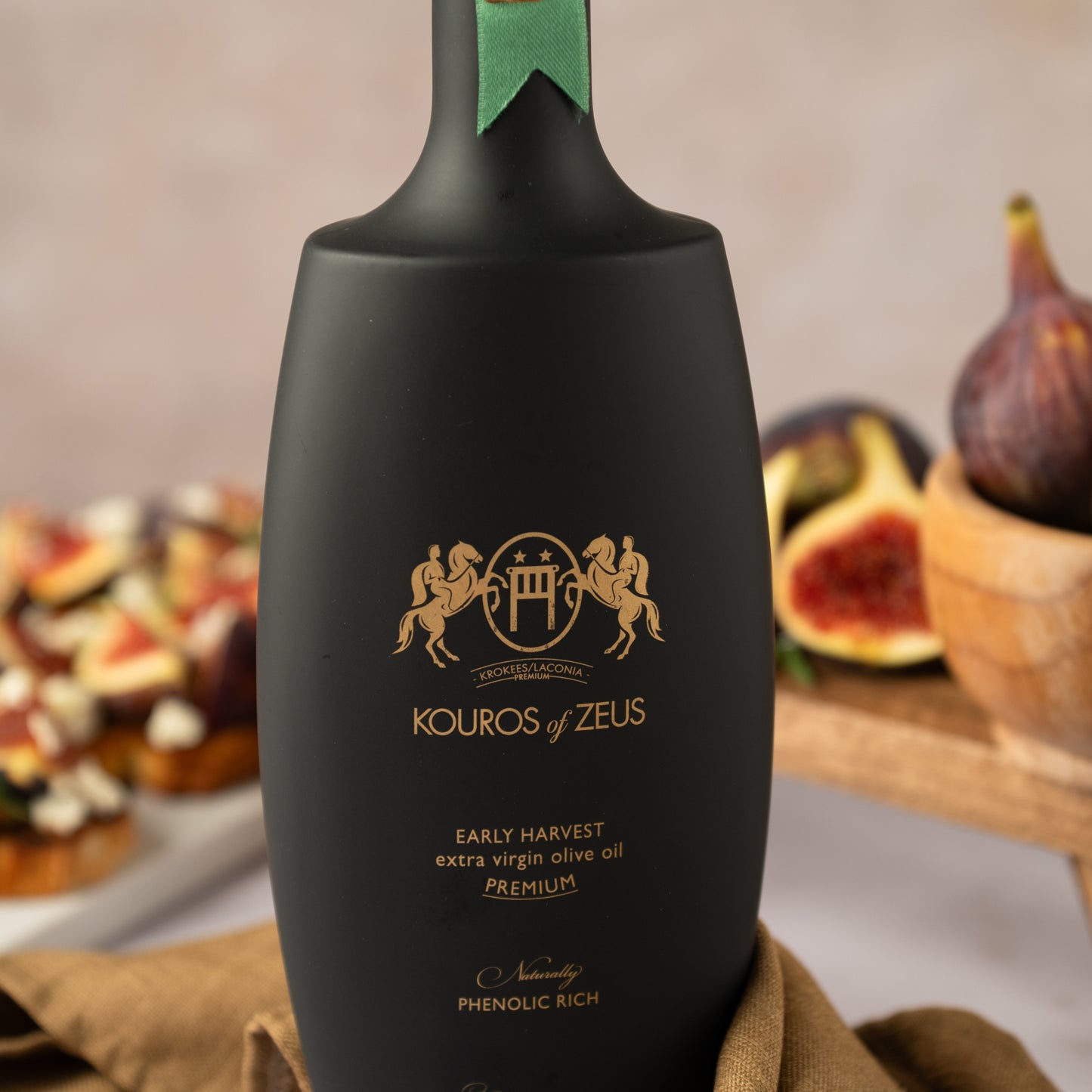 Kouros of Zeus Natives Olivenöl Extra Frühernte Limited Edition 500ml Flasche in edler Box