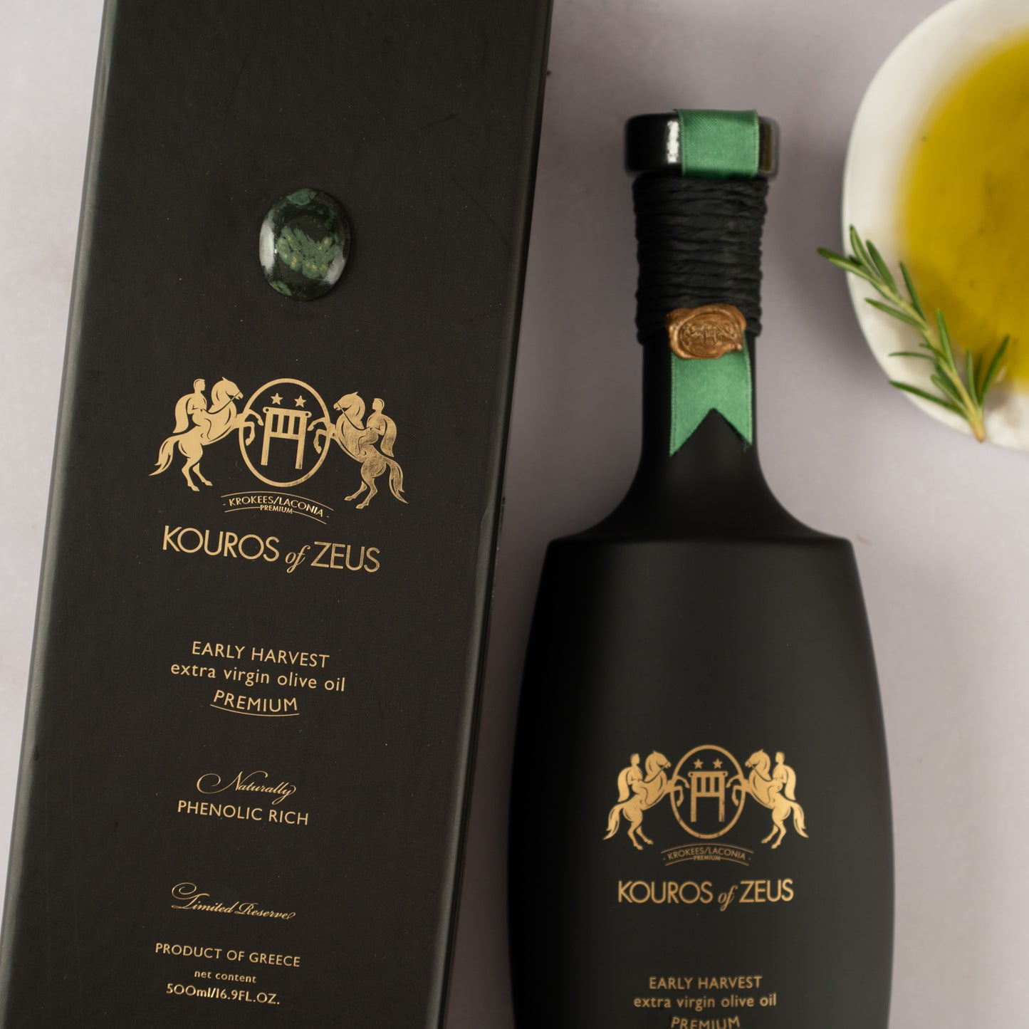 Kouros of Zeus Natives Olivenöl Extra Frühernte Limited Edition 500ml Flasche in Schatulle mit Krokean Stein in edler Box